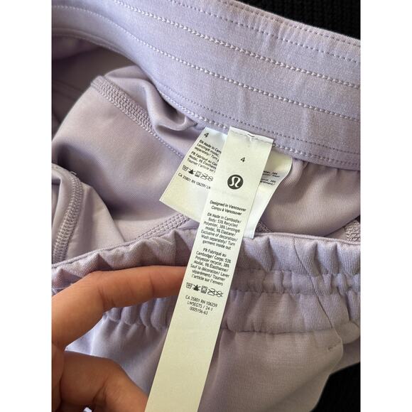 LULULEMON Softstreme High-Rise Pants in Lilac Ether Size 4 - Picture 3 of 7